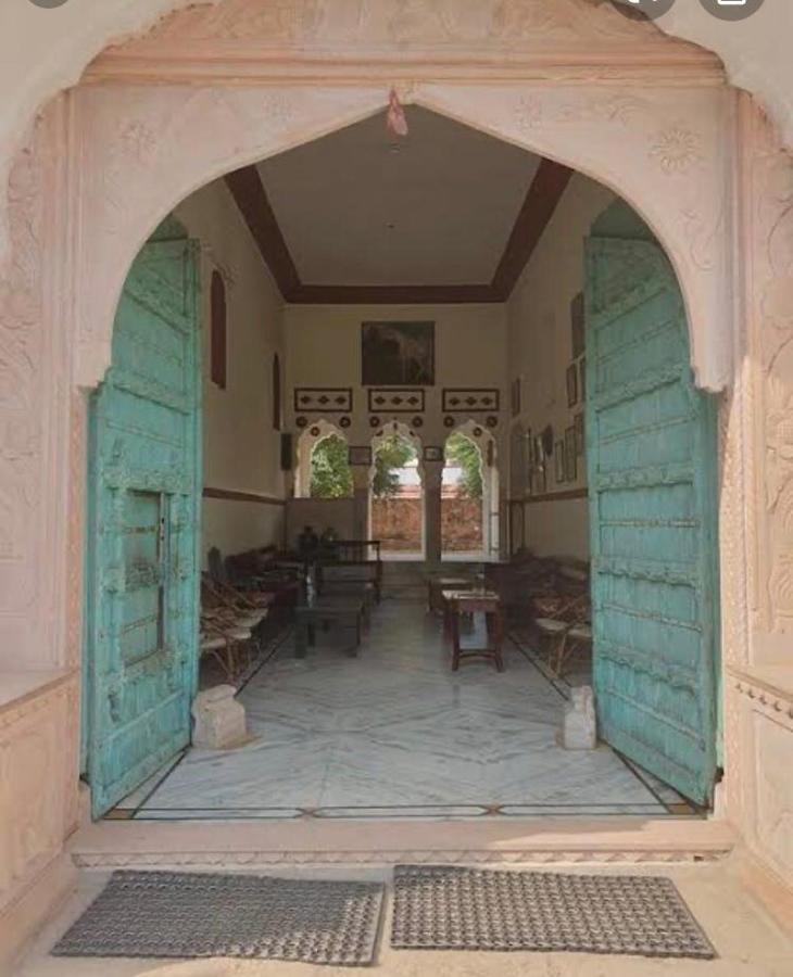 Tordi Garh Hotel Malpura  Kültér fotó